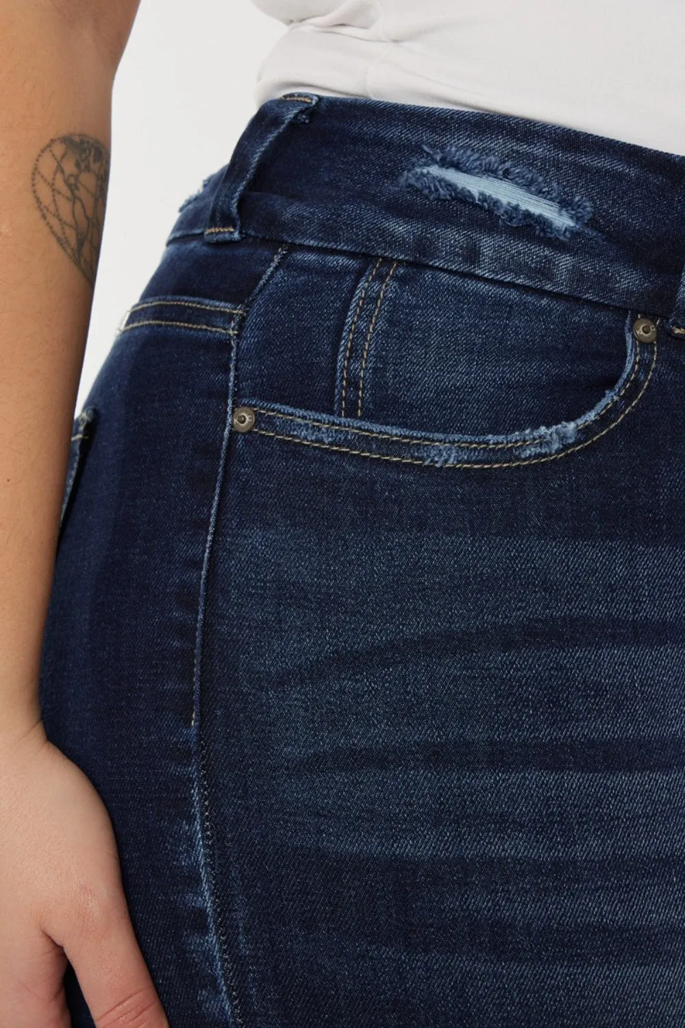 Bailey Cat's Whiskers Raw Hem High-Waist Jeans | Kancan