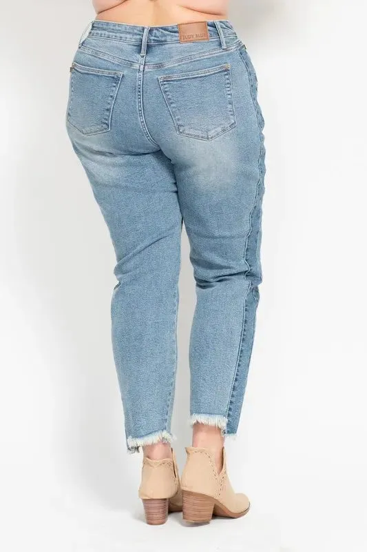 Blaire Vintage Frayed Slim Jeans | Judy Blue
