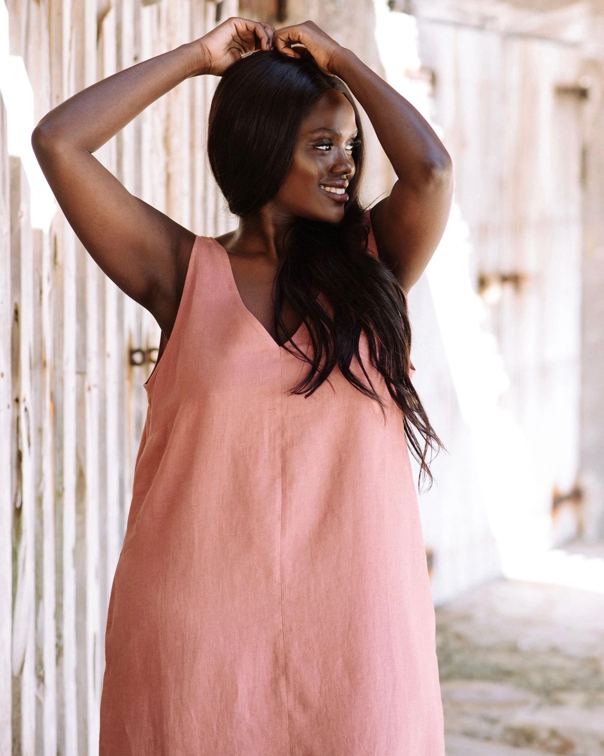 Cut-out linen dress TAHITI in Clay pink