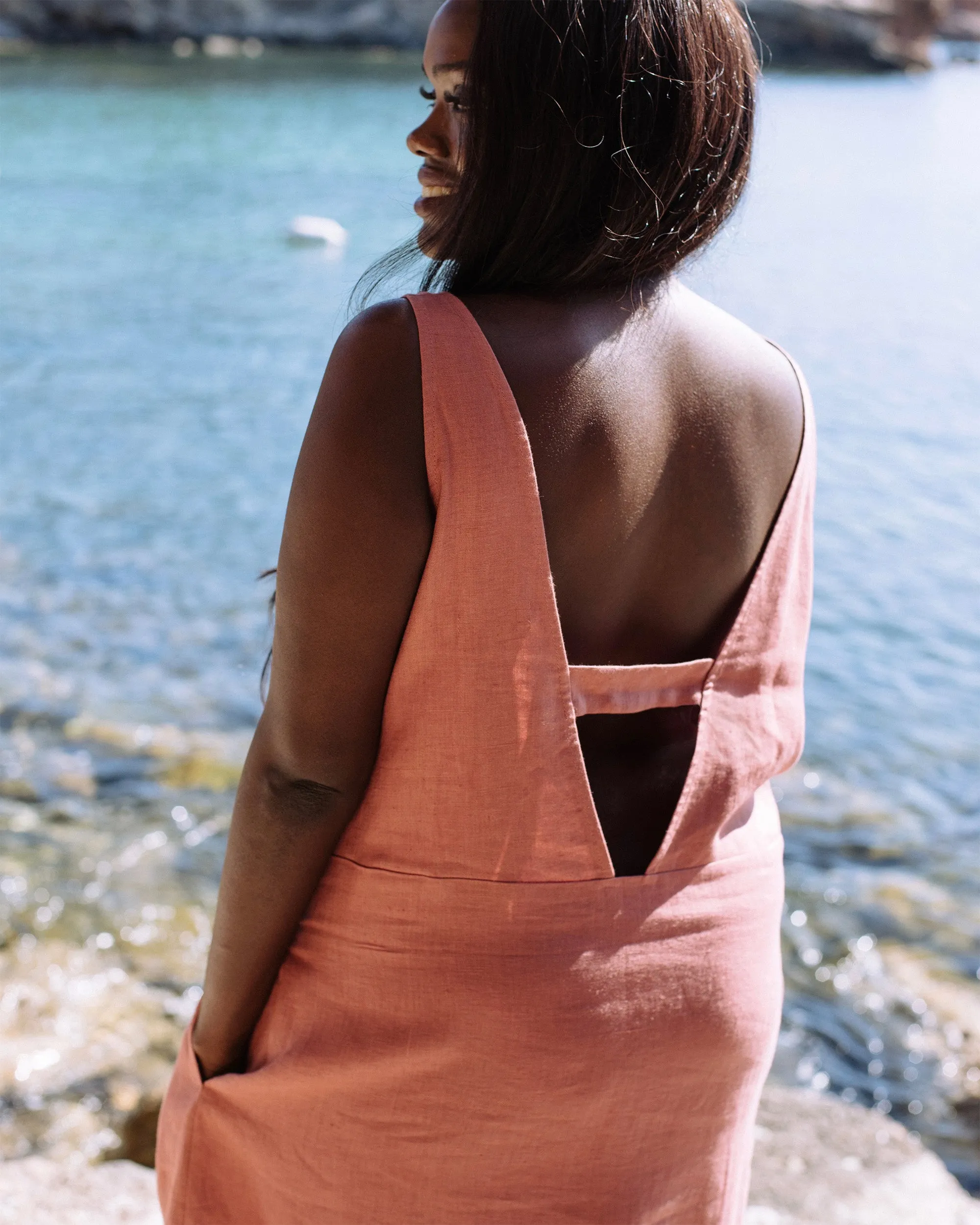 Cut-out linen dress TAHITI in Clay pink