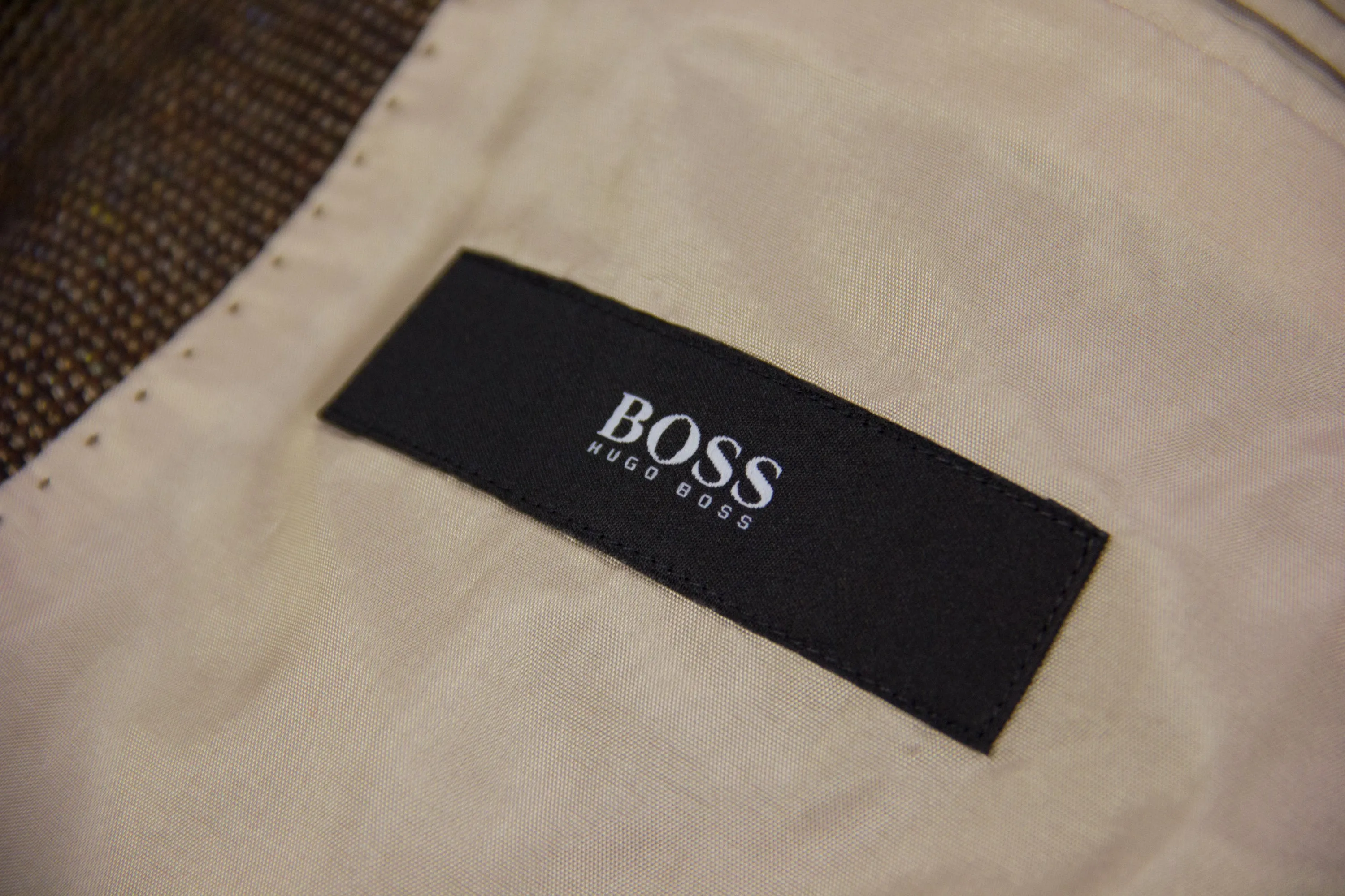 Hugo Boss Silk & Wool Blazer, US 42S, EU 26