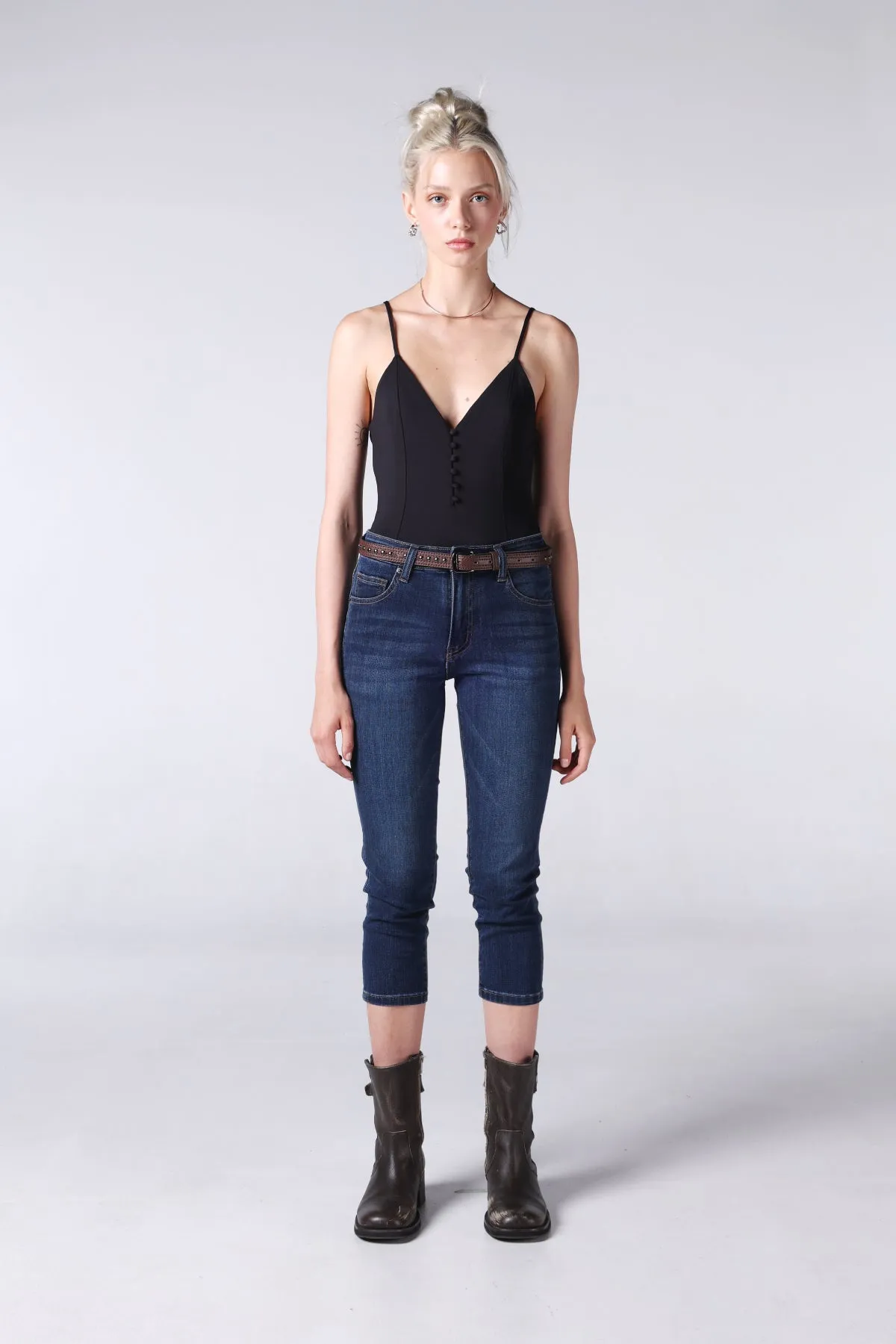 Jack Russel - Women Jeans - Klassik JF-MOM/DB Cropped Skinny Fit Dark Blue Mid Waisted