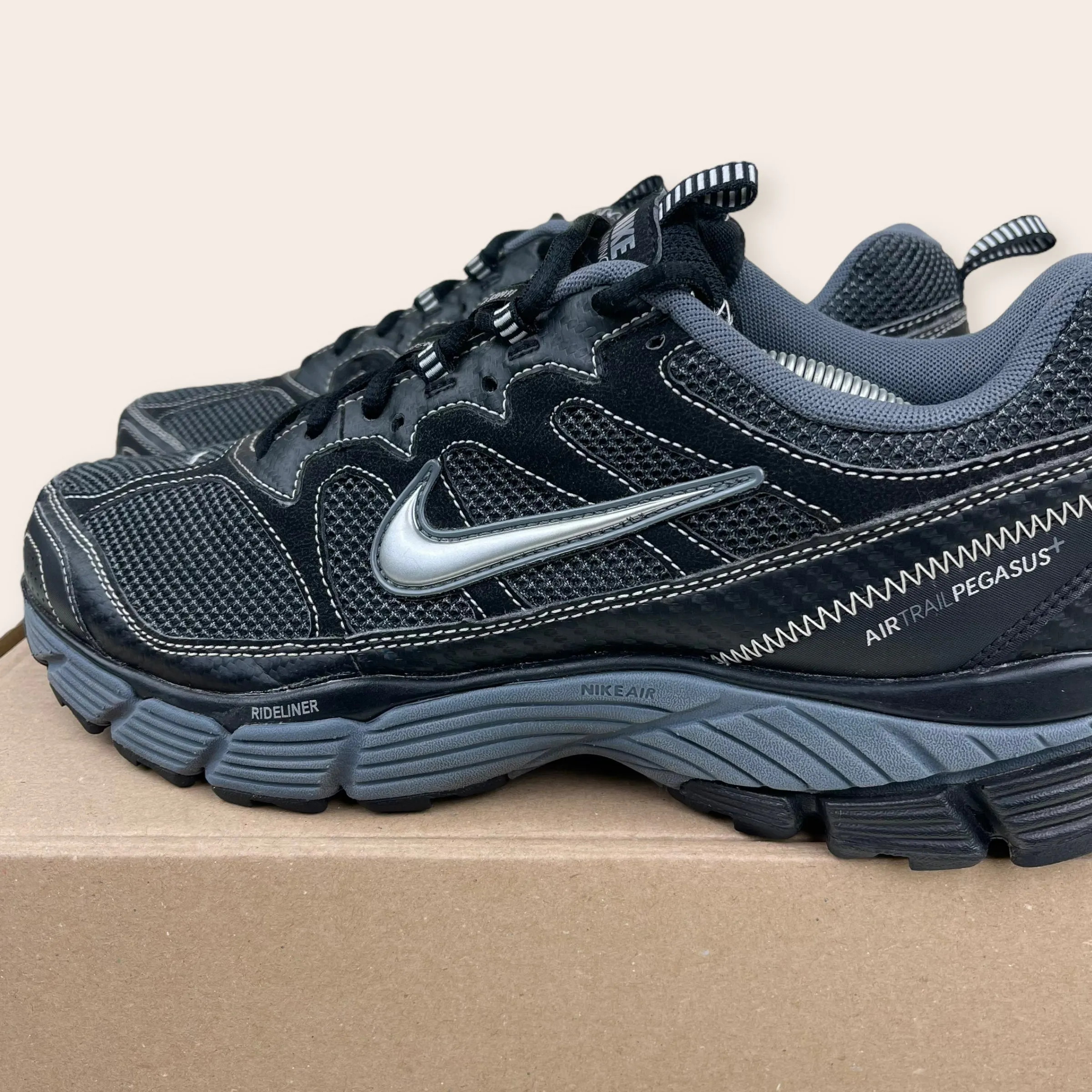 Nike AirTrail Pegasus Rideliner Bowerman Series Trainers - Size 10