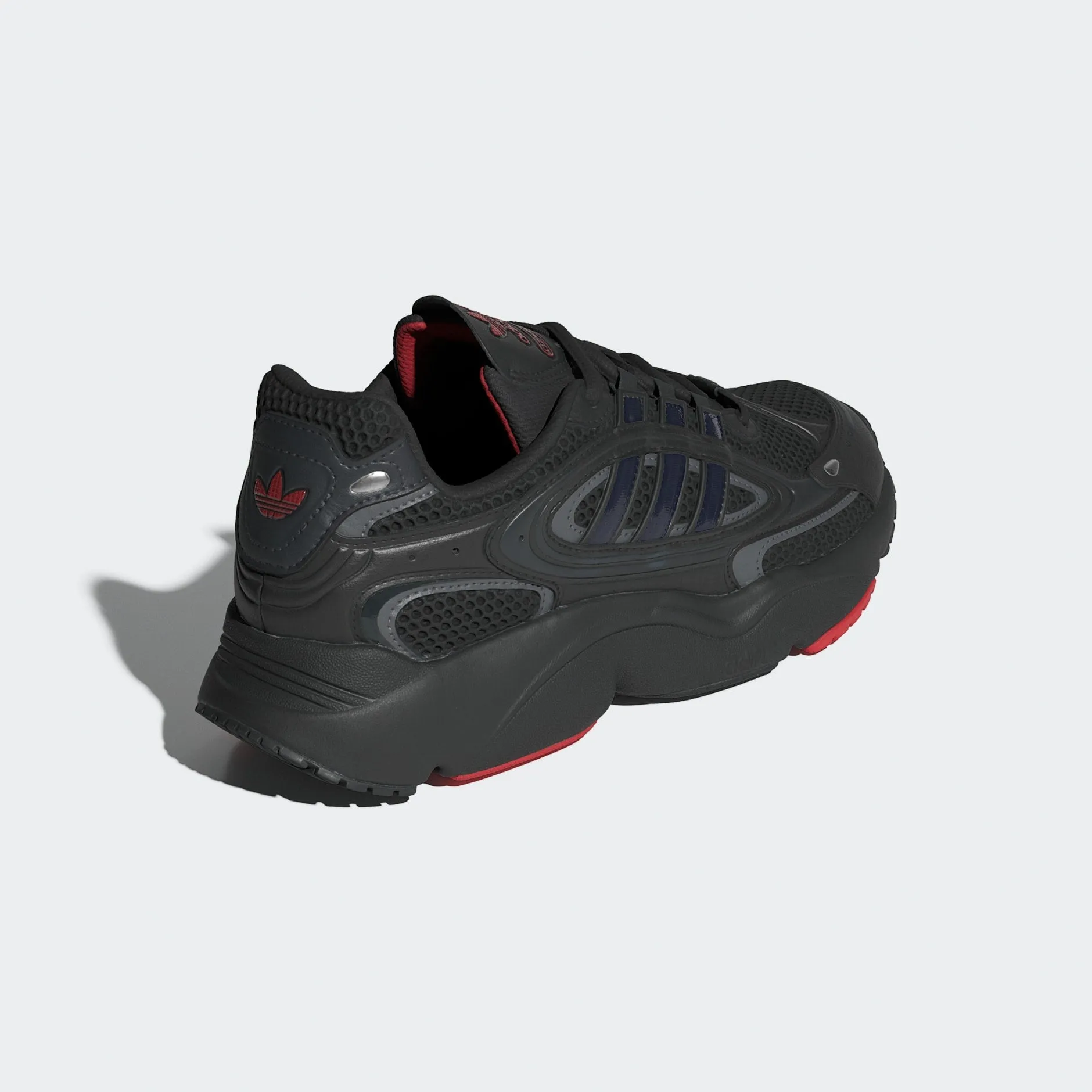 OZMILLEN SHOES - Core Black / Grey Four / Better Scarlet