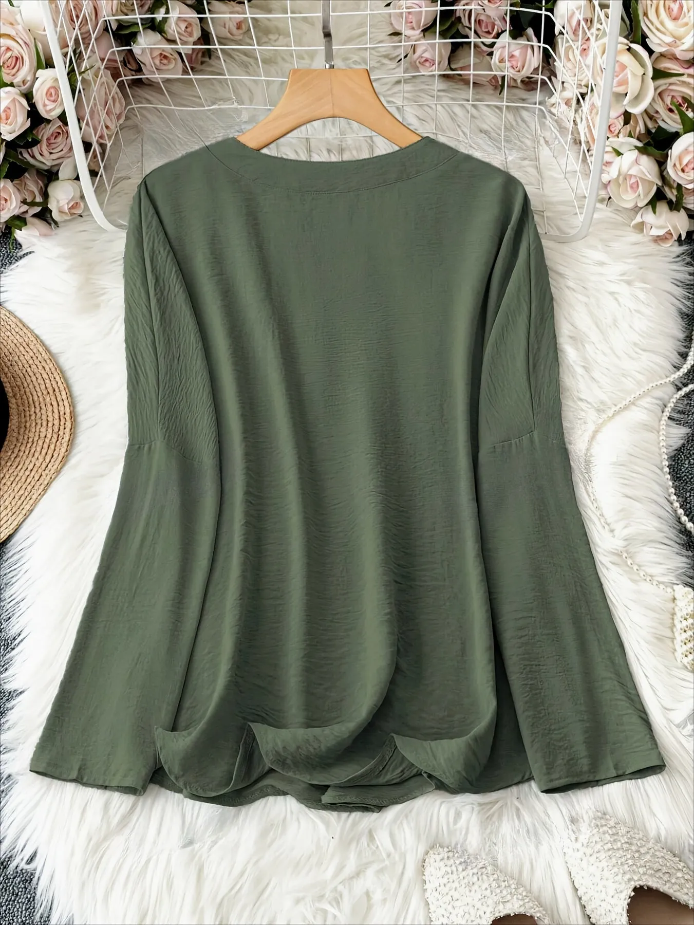 Sienna I Timeless V-Neck Long Sleeve Blouse