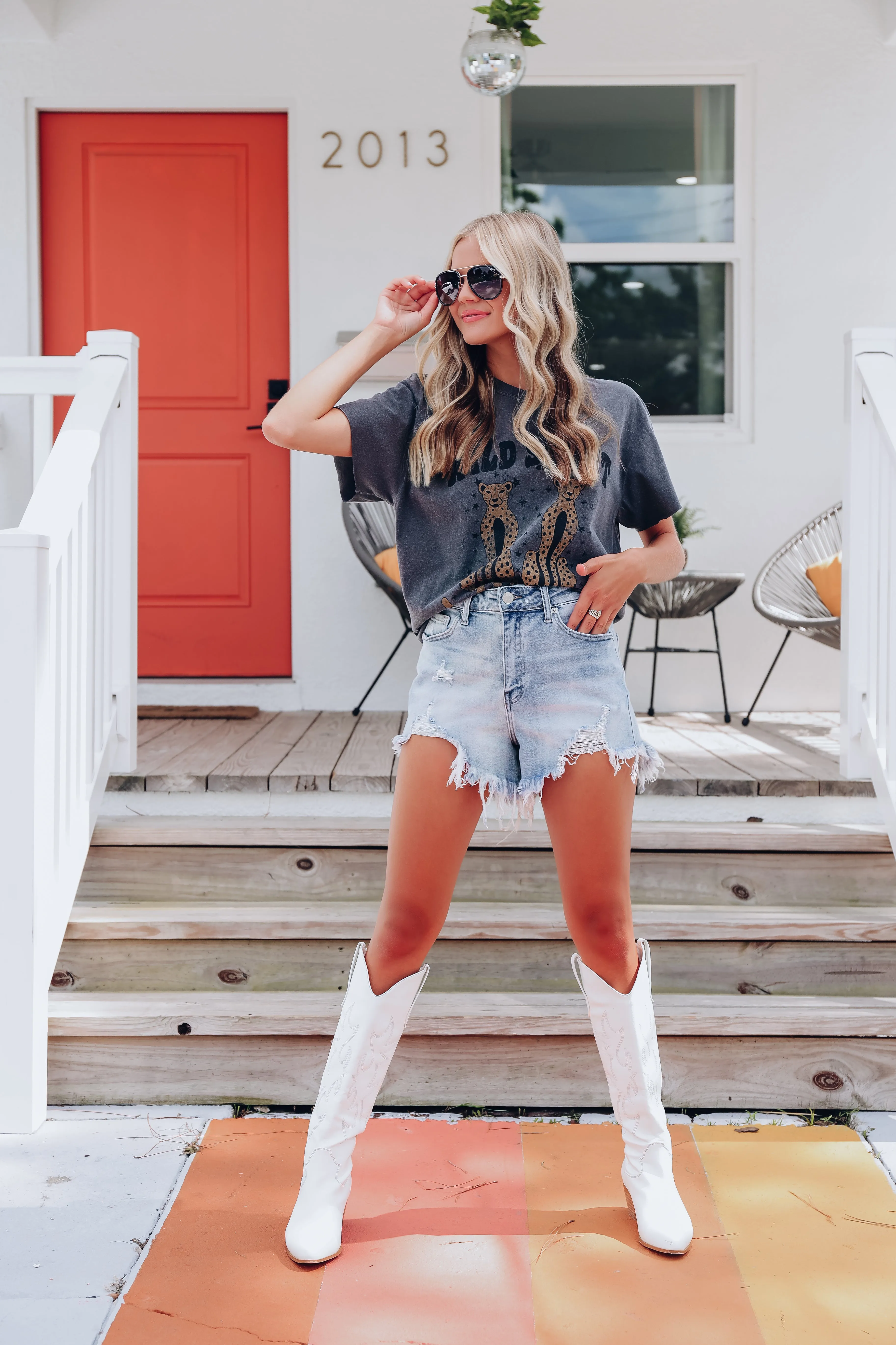 Wild Spirit Cheetah Cropped Graphic Tee - Pepper